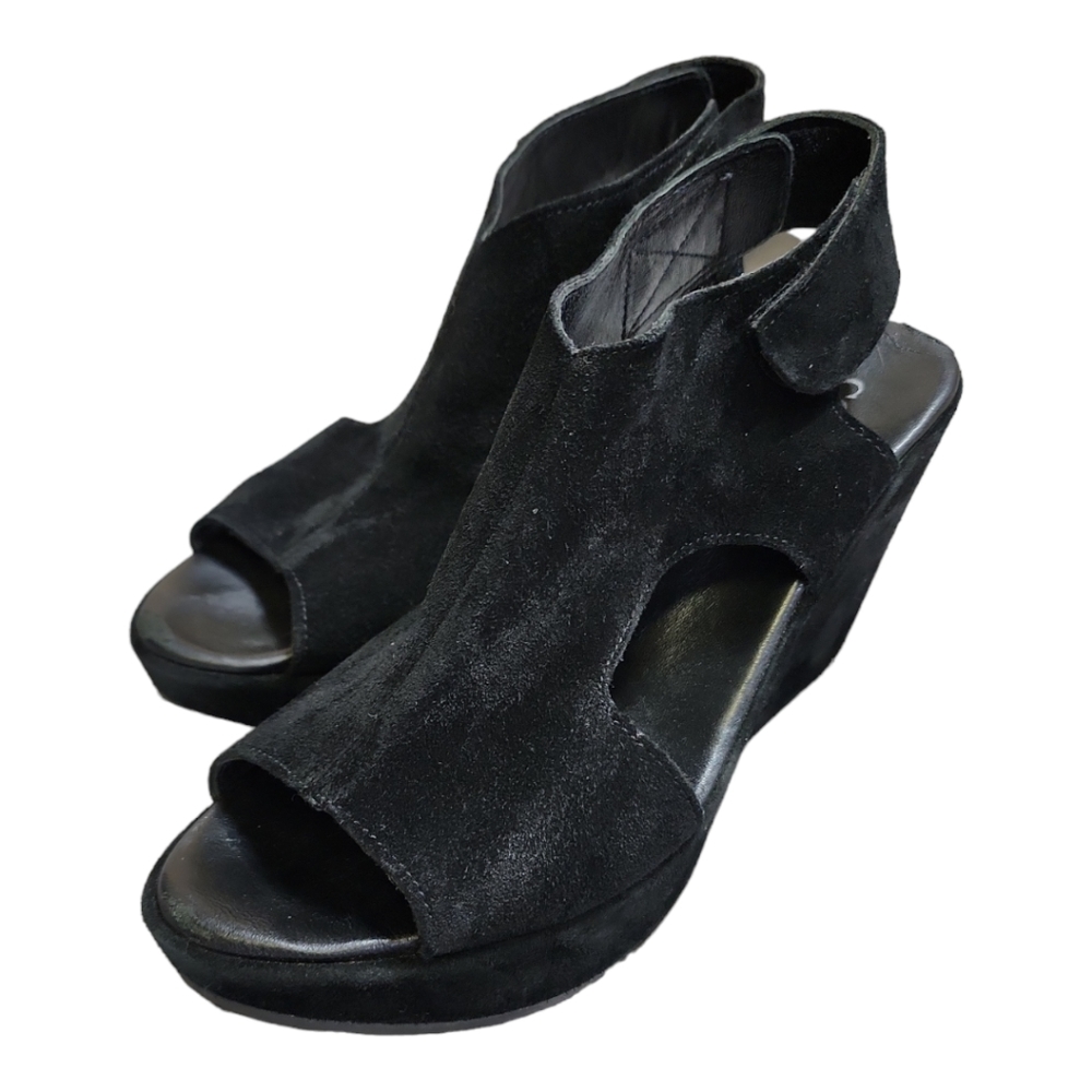 Cordani Suede Wedges Size 10.5